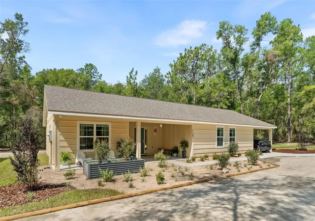Homes for sale in Bronson, FL | 9580 Ne 27 Alt, Bronson, FL 32621 | MLS# GC541623