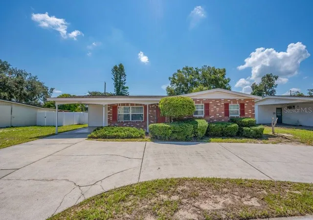 Photo 1 of Single family home for sale at 1105 N Parsons Ave, Brandon, FL 33510 | MLS# TB8525050 | Listing updated on 2026-10-14