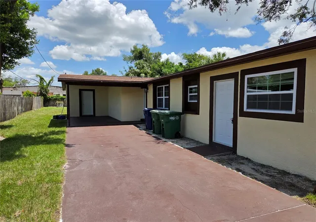 Photo 1 of Single family home for sale at 3810 E 32nd Avenue, Tampa, FL 33610 | MLS# TB8525051 | Listing updated on 2026-09-02