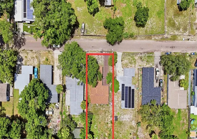 Photo 2 of Single family home for sale at 3810 E 32nd Avenue, Tampa, FL 33610 | MLS# TB8525051 | Listing updated on 2026-10-27