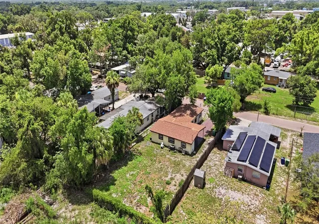 Photo 3 of Single family home for sale at 3810 E 32nd Avenue, Tampa, FL 33610 | MLS# TB8525051 | Listing updated on 2026-10-27