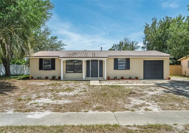 2nd image of 2919 Keesler St, Deltona, FL 32738 | MLS# O6421512