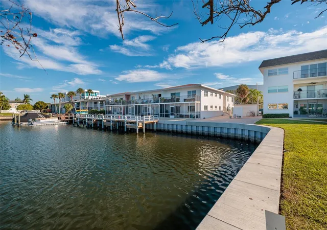 2nd image of 3789 46Th Ave S, ST PETERSBURG, FL 33711