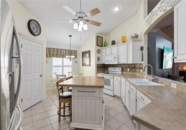 Homes for sale in Orlando, FL | 9943 Heron Pointe Dr, Orlando, FL 32832 | MLS# O6421521