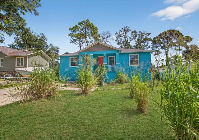 Homes for sale in St Petersburg, FL | 2650 Tifton St S, St Petersburg, FL 33711 | MLS# TB8525073