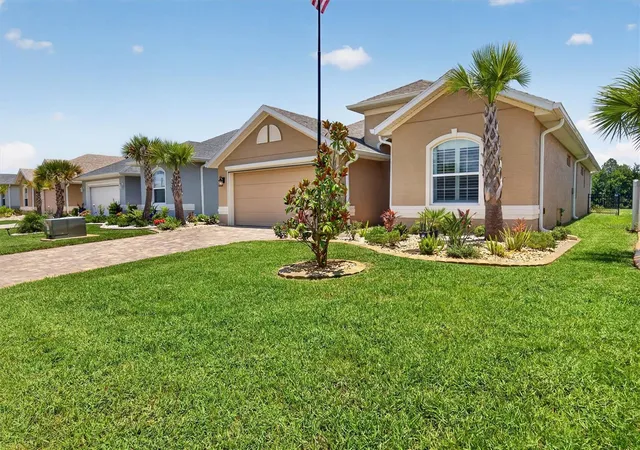 Photo 4 of Single family home for sale at 37 Lagoon Way, Palm Coast, FL 32137 | MLS# FC319655 | Listing updated on 2026-09-19