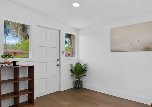 Photo 3 of Single family home for sale at 3911 Lake Margaret Dr, Orlando, FL 32812 | MLS# S5152858 | Listing updated on 2026-09-17