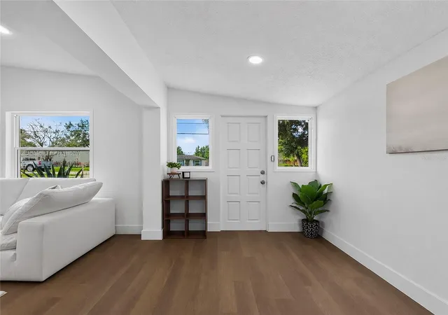 Photo 3 of Single family home for sale at 3911 Lake Margaret Dr, Orlando, FL 32812 | MLS# S5152858 | Listing updated on 2026-09-17