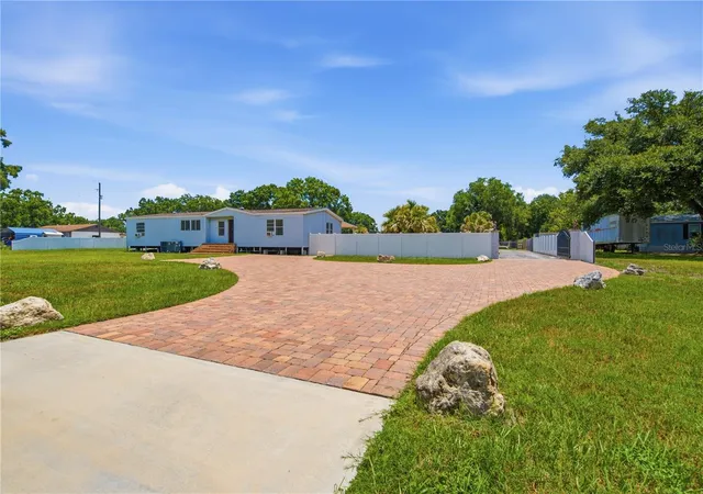 2nd image of 6502 Five Acre Rd, Plant City, FL 33565 | MLS# TB8525087
