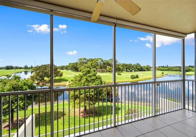 3rd image of 1200 Country Club Dr #2205, Largo, FL 33771 | MLS# TB8525088