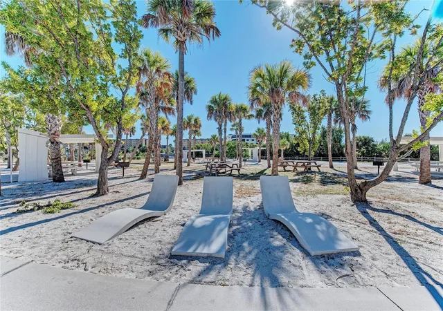 Listing Photo 2 - Condo for sale in building located at 6157 Midnight Pass Rd, Sarasota, FL 34242 - Unit #E12