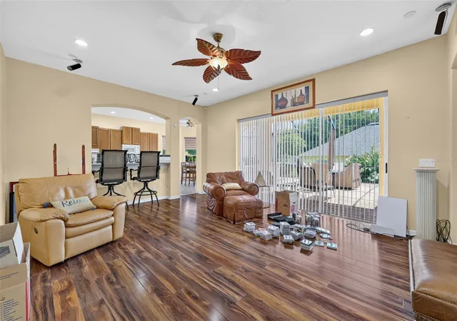 2nd image of 316 Harts Oak Pl, Seffner, FL 33584 | MLS# TB8525093