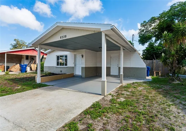 Photo 2 of Sale Pending at 6229 50th Avenue N, Saint Petersburg, FL 33709 | MLS# TB8525096 | Listing updated on 2026-09-17