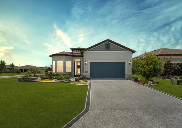 Photo 1 of Single family home for sale at 8876 Sw 59th Lane Rd, Ocala, FL | MLS# OM727748 | Listing updated on 2026-08-07