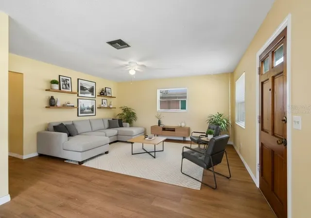 Photo 2 of Single family home for sale at 6706 S Mascotte St, Tampa, FL 33616 | MLS# TB8525112 | Listing updated on 2026-09-29