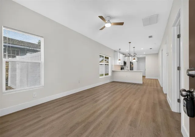 Photo 3 of Single family home for sale at 3420 N 10th Street, Tampa, FL 33605 | MLS# TB8525121 | Listing updated on 2026-09-07