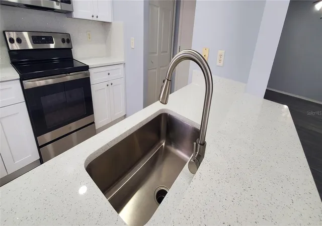 5th image of 1661 Fluorshire Dr, Brandon, FL 33511 | MLS# TB8525122