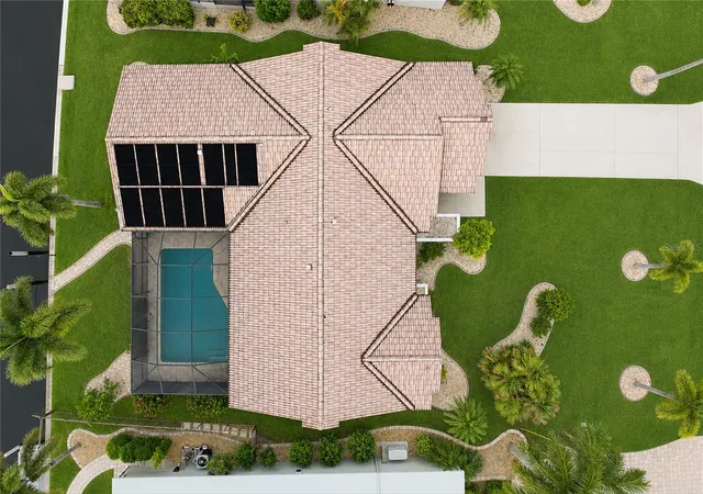 53rd image of 454 Monaco Dr, Punta Gorda, FL 33950 | MLS# C7527953