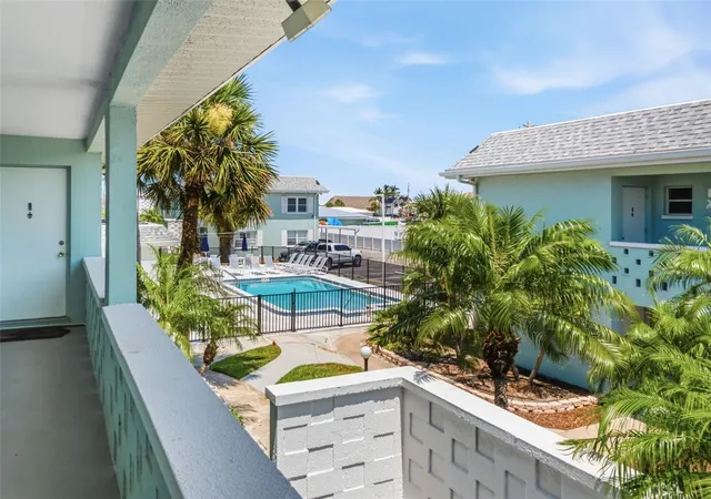 2nd image of 611 Gulf Dr N #C27, Bradenton Beach, FL 34217 | MLS# A4698742