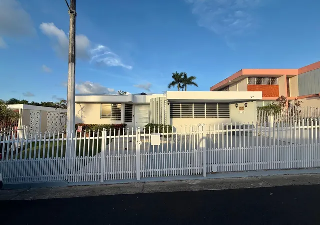 Homes for sale in Guaynabo, PR | 2105 Calle Antioquia, Guaynabo, PR 00969 | MLS# PR9122482