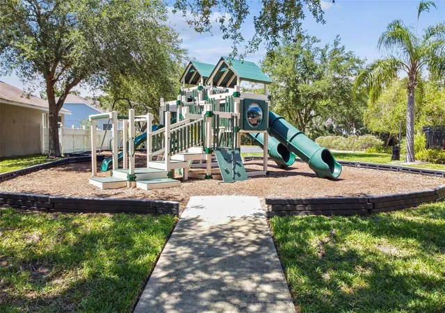 Homes for sale in Apollo Beach, FL | 5222 Clover Mist Dr, Apollo Beach, FL 33572 | MLS# TB8525181