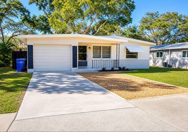 1st image of 446 New York Ave, Dunedin, FL 34698 | MLS# TB8525188