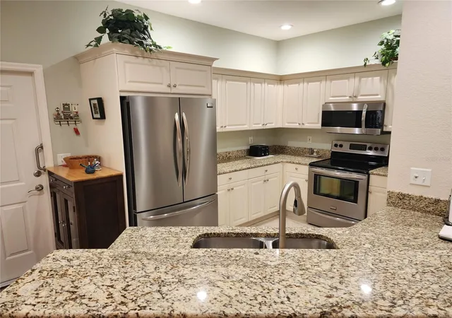 Homes for sale in Port Charlotte, FL | 1542 Red Oak Ln, Port Charlotte, FL 33948 | MLS# A4698756