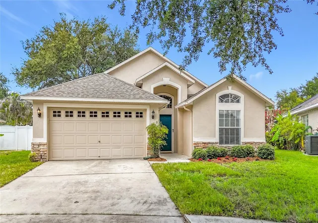 Homes for sale in Riverview, FL | 7016 Jamestown Manor Dr, Riverview, FL 33578 | MLS# TB8525195