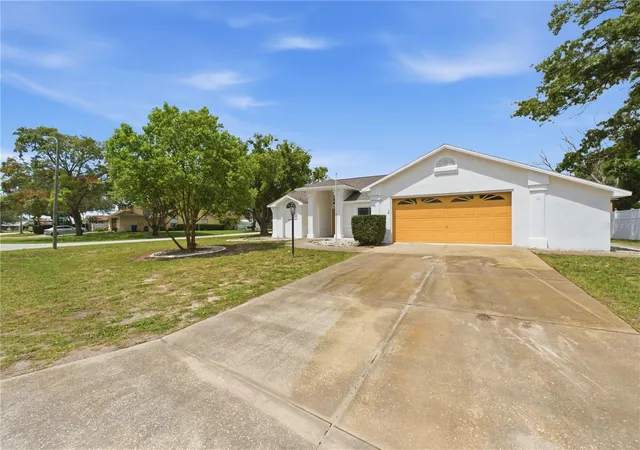 2nd image of 5098 Winterville Rd, Spring Hill, FL 34608 | MLS# W7887269