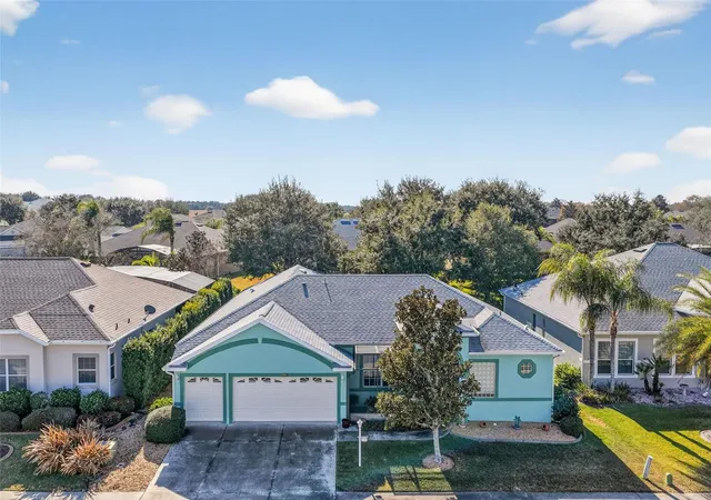Photo 4 of Sale Pending at 25517 Laurel Valley Rd, Leesburg, FL 34748 | MLS# G5114559 | Listing updated on 2026-10-21