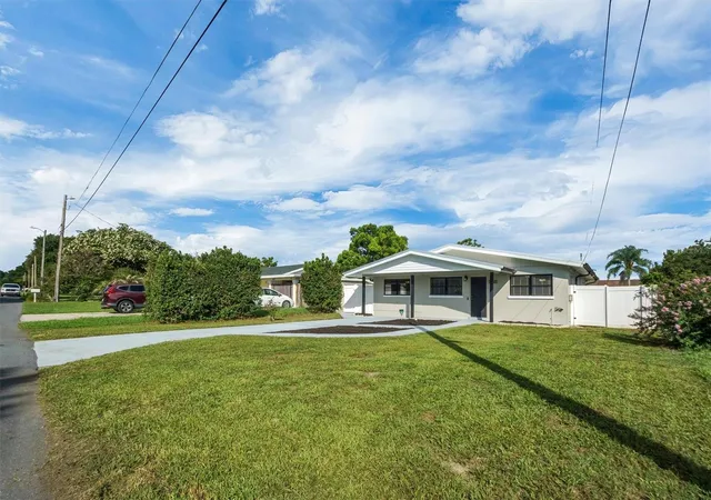 4th image of 1365 Sheridan St Sw, Winter Haven, FL 33880 | MLS# L4963213