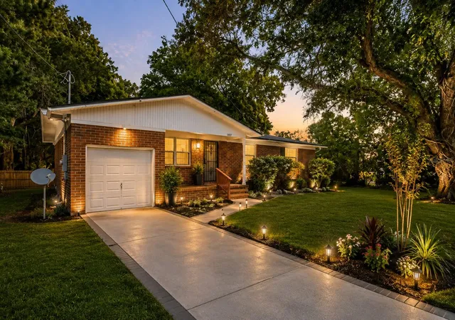 14th image of 5557 Cleveland Rd, Jacksonville, FL 32209 | MLS# TB8525222