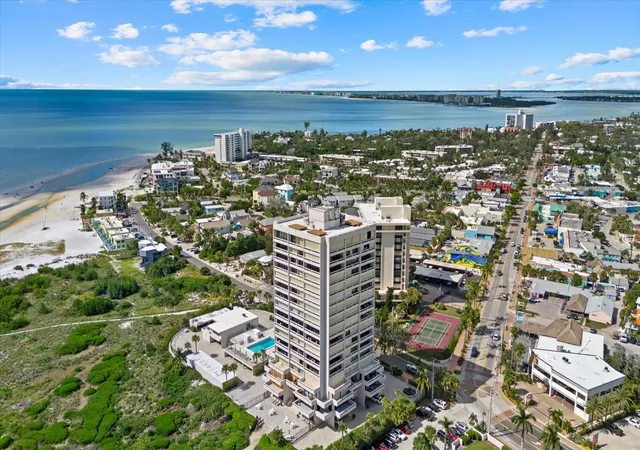 Photo 3 of Condo for sale at 5400 Ocean Blvd #17-04, Sarasota, FL 34242 | MLS# A4698764 | Listing updated on 2026-08-23