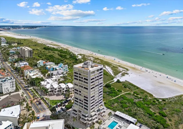 Photo 5 of Condo for sale at 5400 Ocean Blvd #17-04, Sarasota, FL 34242 | MLS# A4698764 | Listing updated on 2026-08-23