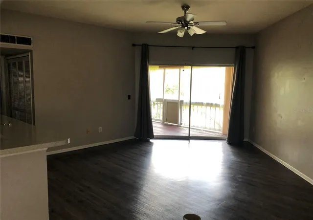 3rd image of 498 N Pin Oak Pl, Longwood, FL 32779