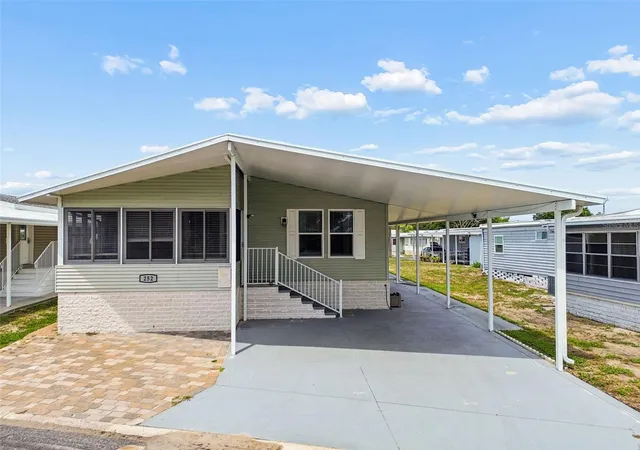 Manufactured home for sale at 9790 66th Street N #252, PINELLAS PARK, FL 33782 | MLS# TB8525235