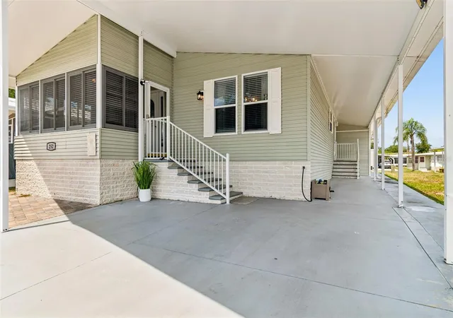 Photo 2 of Manufactured home for sale at 9790 66th Street N #252, Pinellas Park, FL 33782 | MLS# TB8525235 | Listing updated on 2026-08-09
