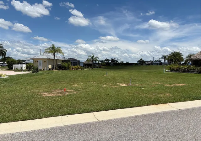 2nd image of 2884 Wood Duck Dr, Polk City, FL 33868 | MLS# L4963214