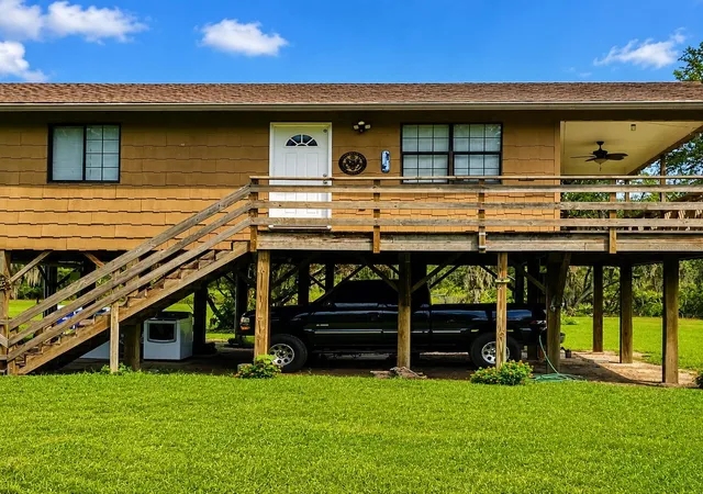 4th image of 988 Fazzini Dr, Frostproof, FL 33843 | MLS# K4903611