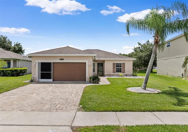 Photo 1 of Single family home for sale at 5317 Peach Blossom Blvd, Port Orange, FL 32128 | MLS# V4949988 | Listing updated on 2026-10-01