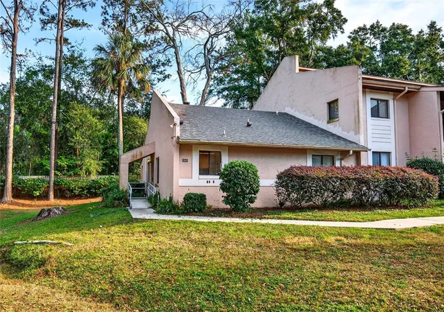 1st image of 2945 Sw 32nd Ave #D6, Ocala, FL 34474 | MLS# OM727780
