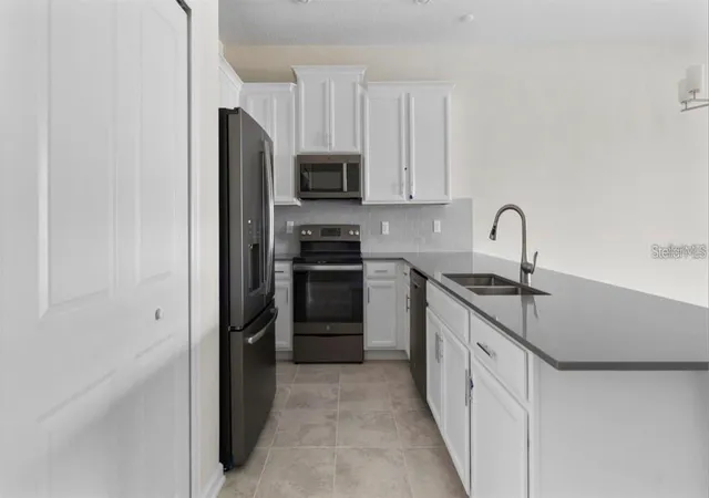 3rd image of 857 Ocean Course Ave #857, Davenport, FL 33896 | MLS# O6421683