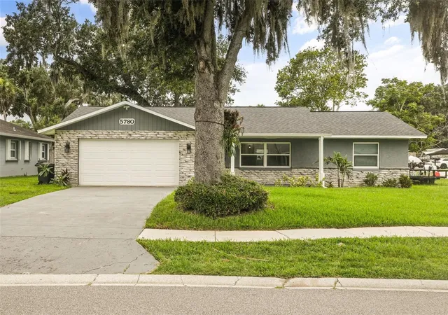 Photo 1 of Single family home for sale at 5780 Devon St, Port Orange, FL 32127 | MLS# V4949989 | Listing updated on 2026-08-09