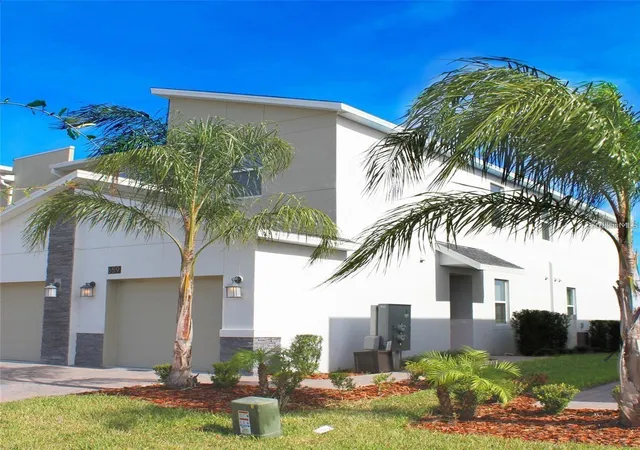 3rd image of 659 Ocean Course Ave #659, Davenport, FL 33896 | MLS# O6421684