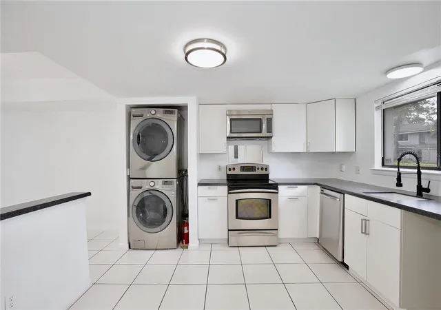 4th image of 713 Saint Matthew Cir, Altamonte Springs, FL 32714 | MLS# O6421685