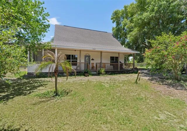 Photo 3 of Single family home for sale at 13691 S Highway 25, Weirsdale, FL 32195 | MLS# G5114569 | Listing updated on 2026-08-31