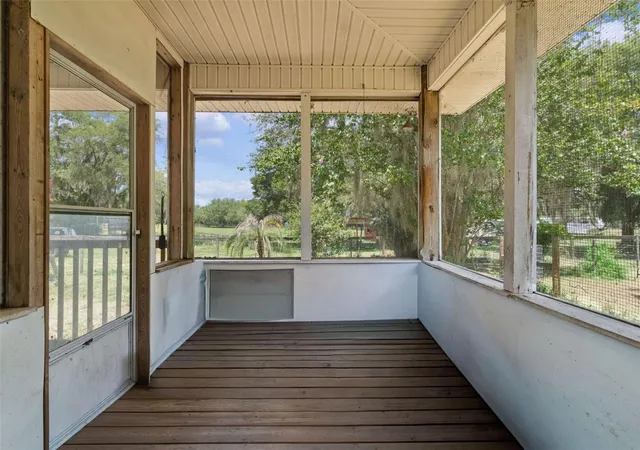 Photo 4 of Single family home for sale at 13691 S Highway 25, Weirsdale, FL 32195 | MLS# G5114569 | Listing updated on 2026-08-31