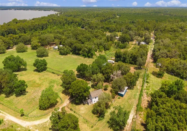 Photo 62 of Single family home for sale at 13691 S Highway 25, Weirsdale, FL 32195 | MLS# G5114569 | Listing updated on 2026-08-31