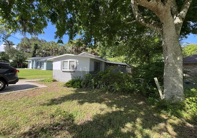 Homes for sale in Daytona Beach, FL | 1620 Selma Ave, Daytona Beach, FL 32117 | MLS# TB8525261