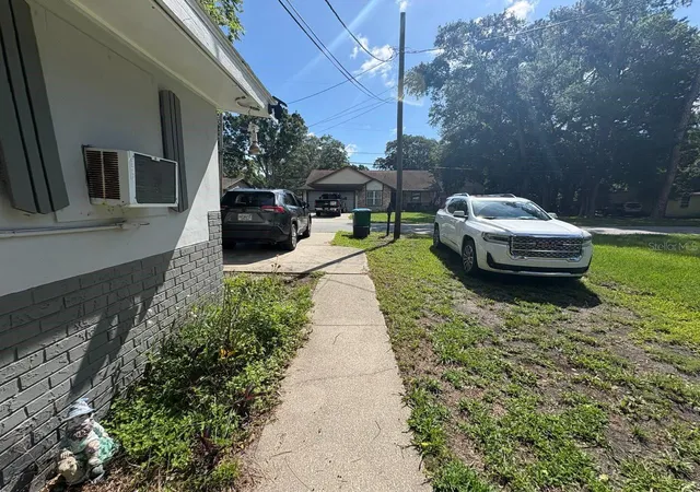 Homes for sale in Daytona Beach, FL | 1620 Selma Ave, Daytona Beach, FL 32117 | MLS# TB8525261